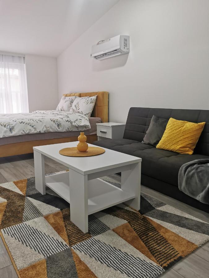 Studio Apartmani Banja Koviljača Exteriör bild