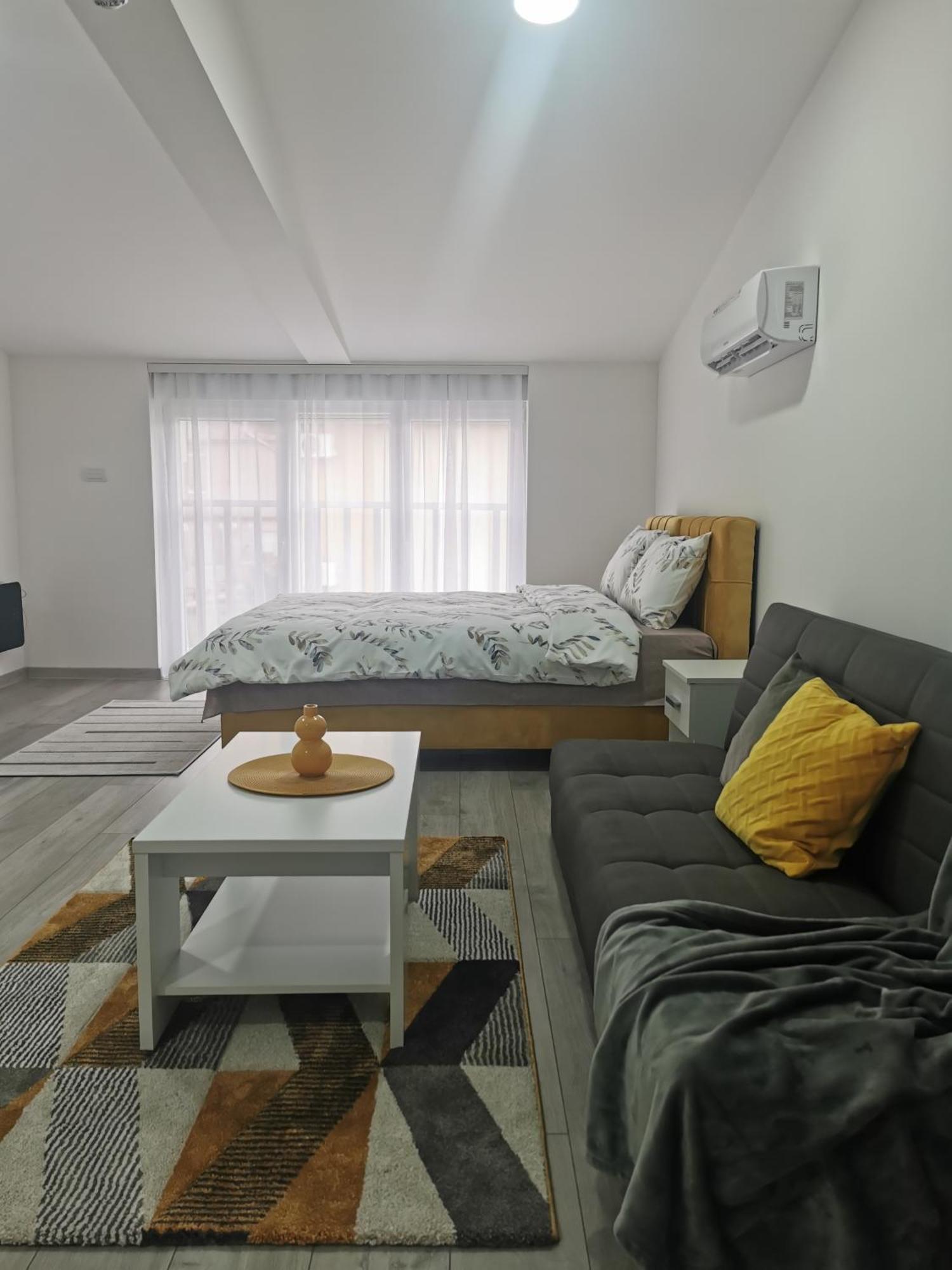 Studio Apartmani Banja Koviljača Exteriör bild